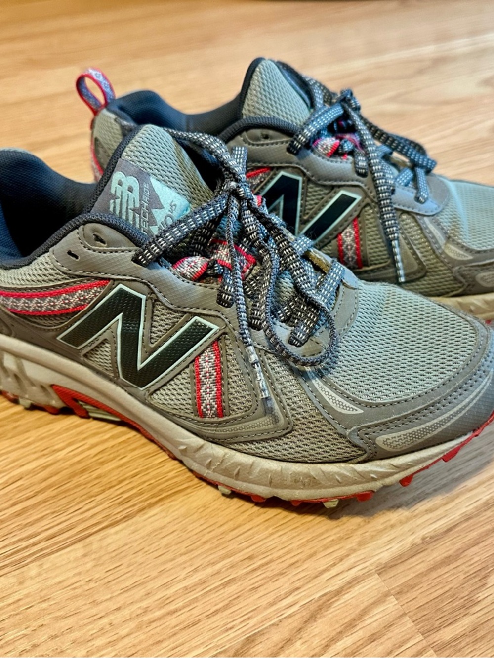 New Balance Gray and Pink Women's Trail Sneakers